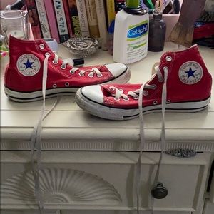 High top red converse size 9